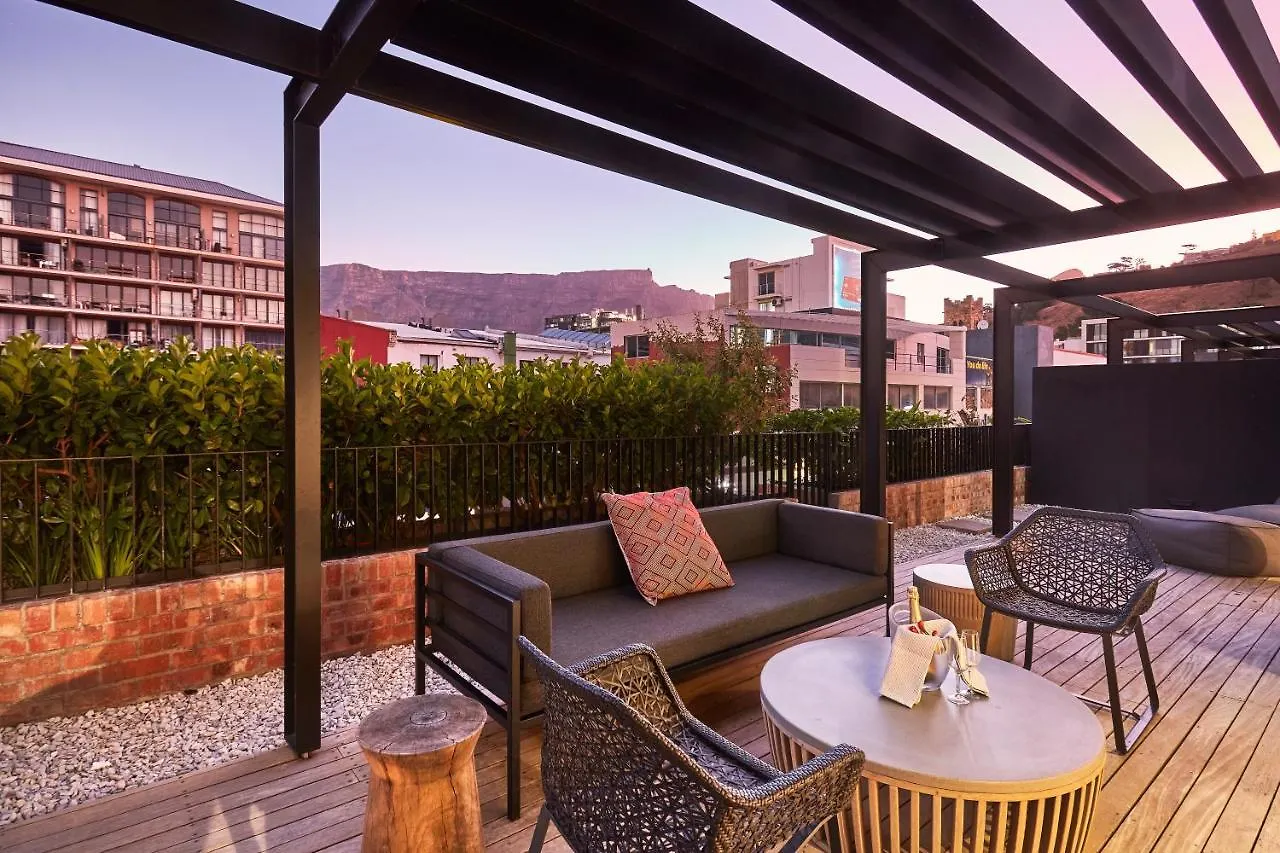 Opulent Living The Signature De Waterkant Le Cap